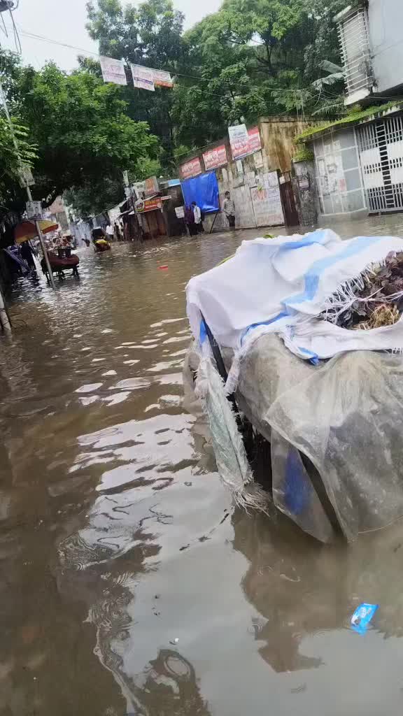 @নীল আকাশের তাঁরা
