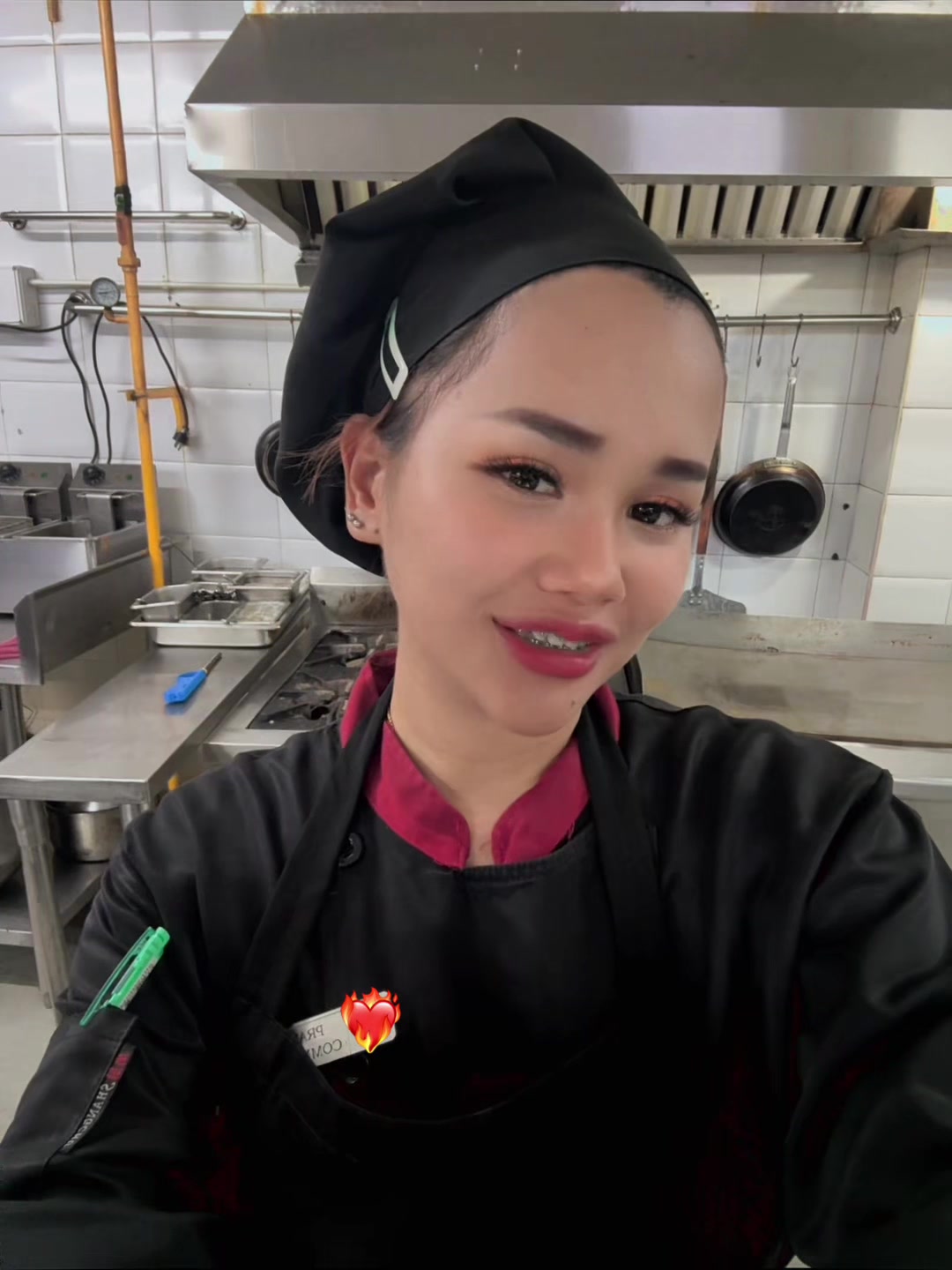 @โลลล' ตี.