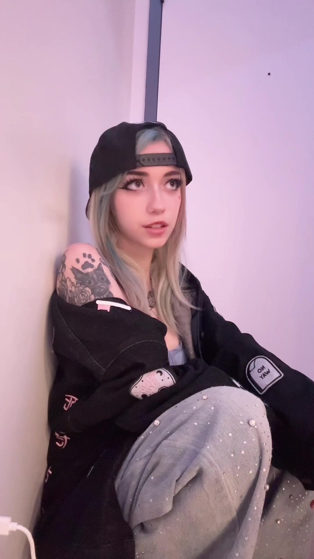 @Jade
