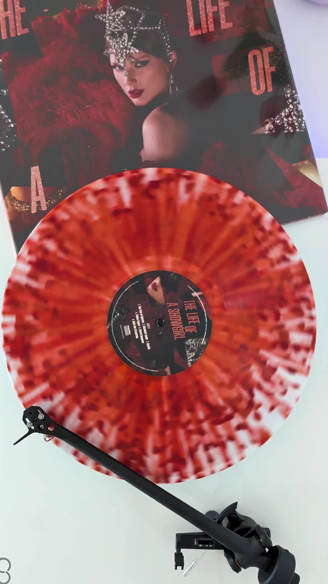 @Chrissy || Vinyl Collector 🎶✨