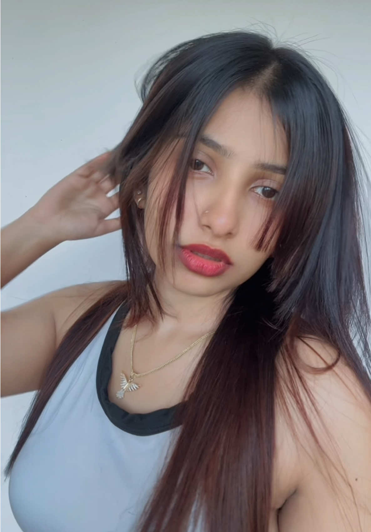 @C H A M I I🕊️