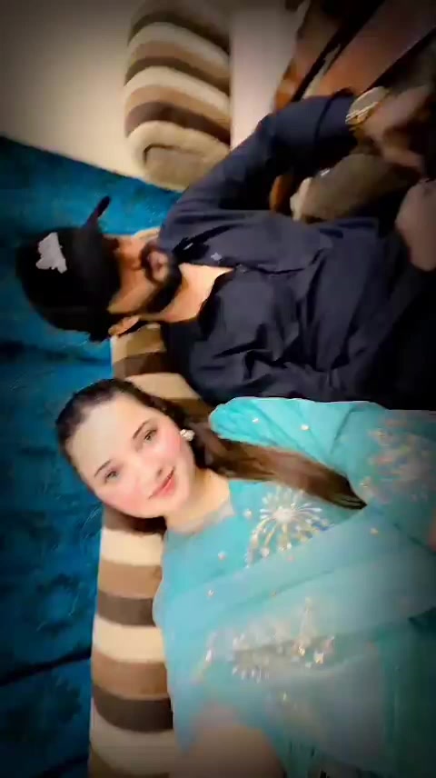 @Mr and Mrs Hussain tareen &hearts;️😍
