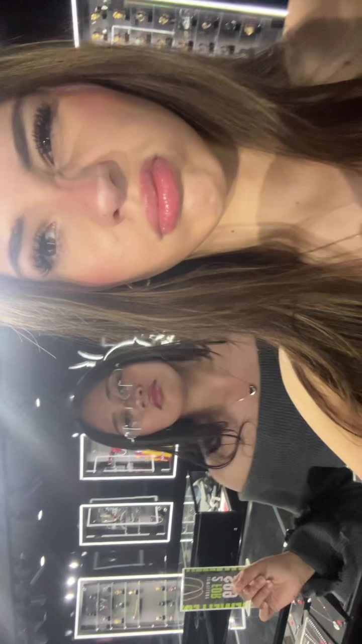 @j