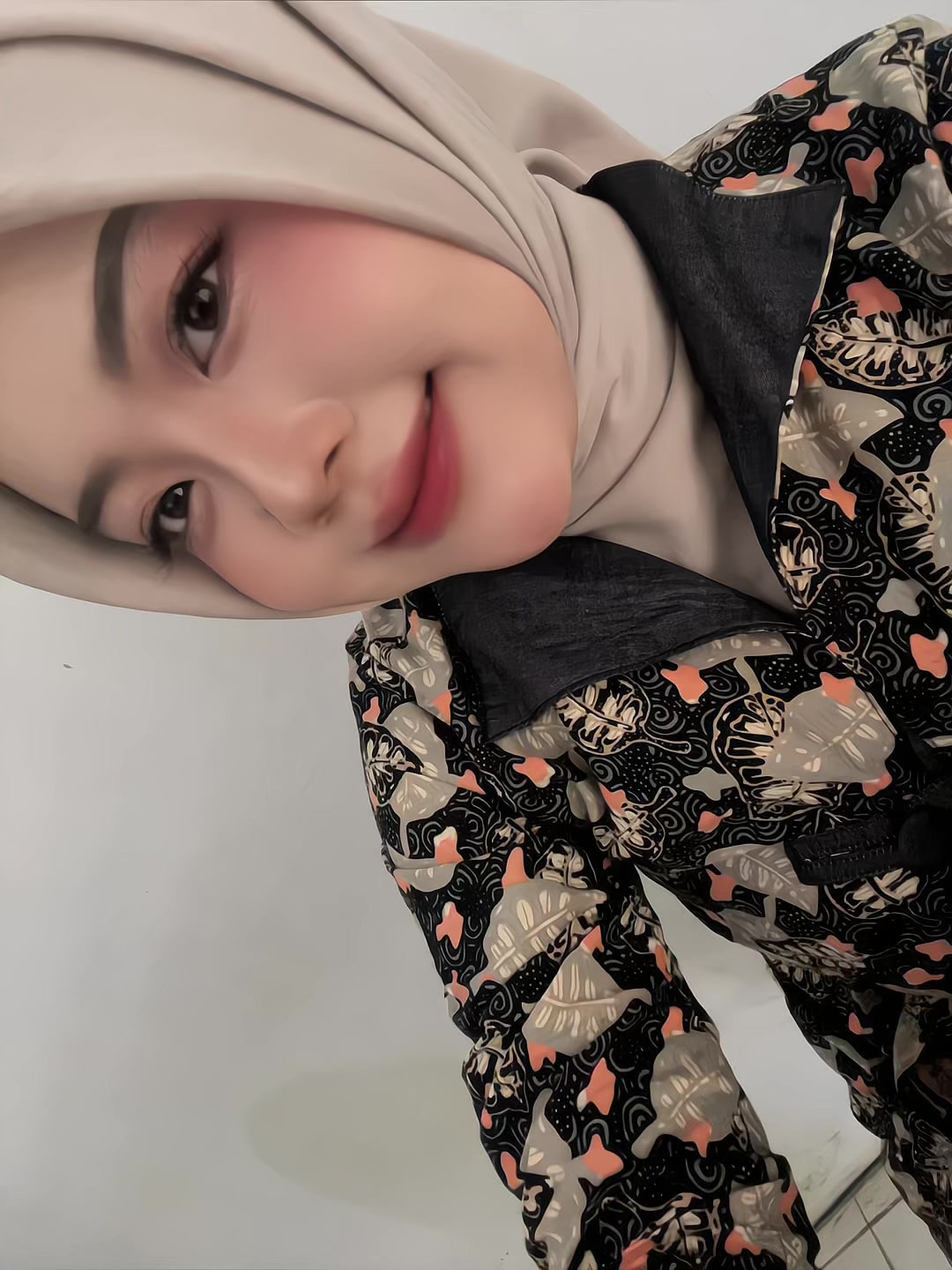 @Hrartnsri25