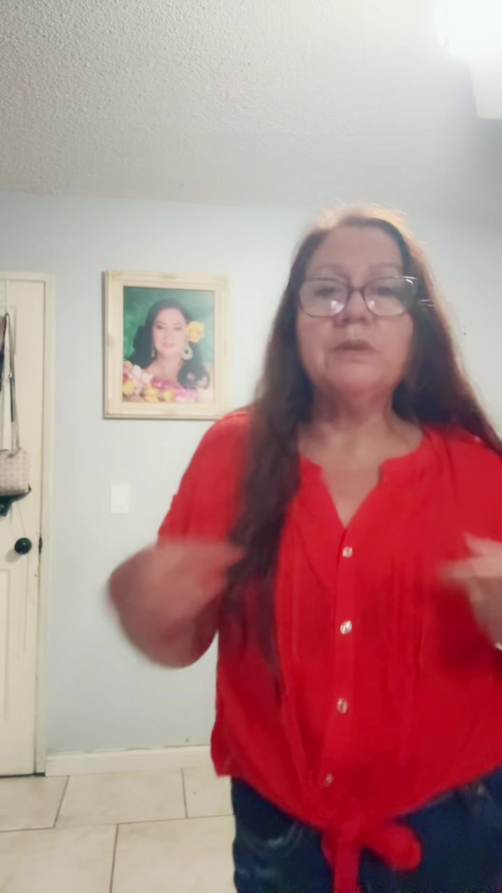 @Martina_Jauregui78