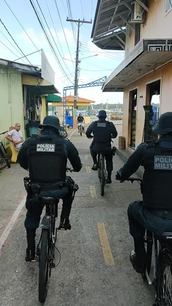 @Marquinho 👮🏽♂️ ◣★◥