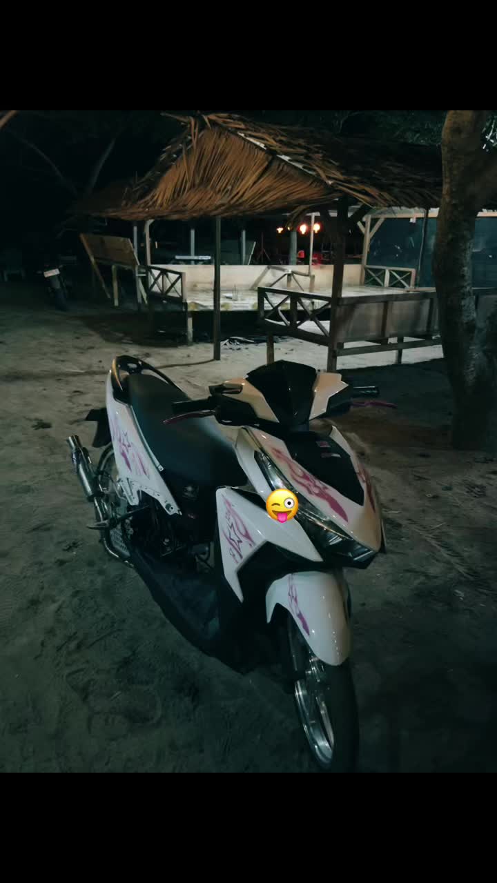 @๐๐๐๐๐ฃโฏ