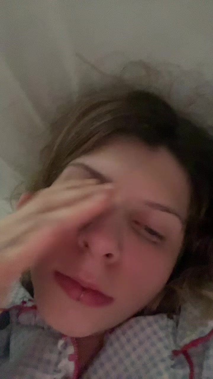 @алиса ♱ монашка