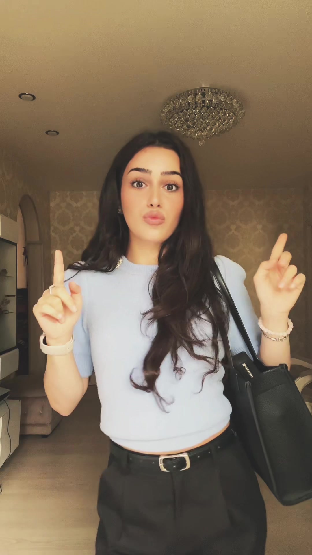 @Амели
