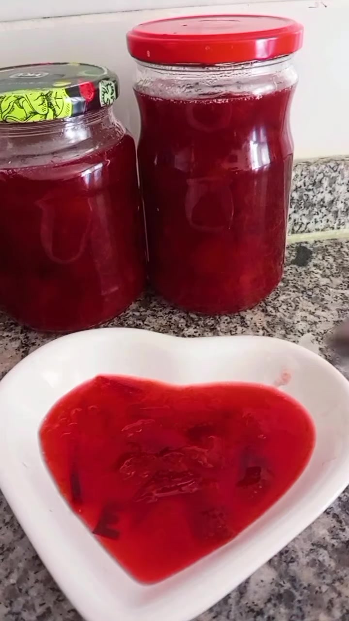 @&ouml;zlem g&uuml;ler
