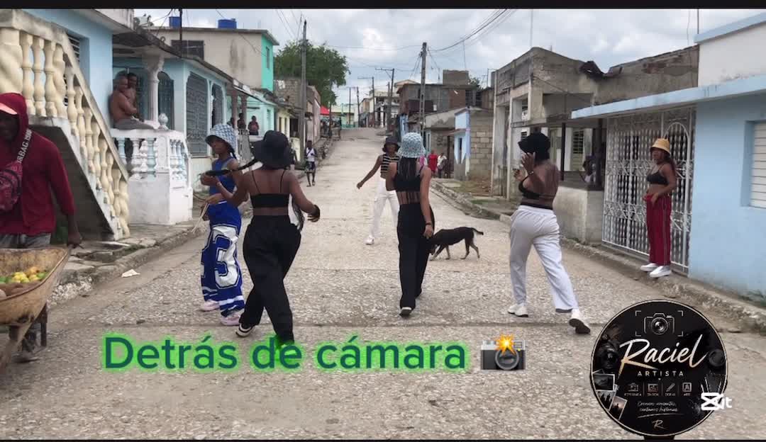 @Raciel Artista