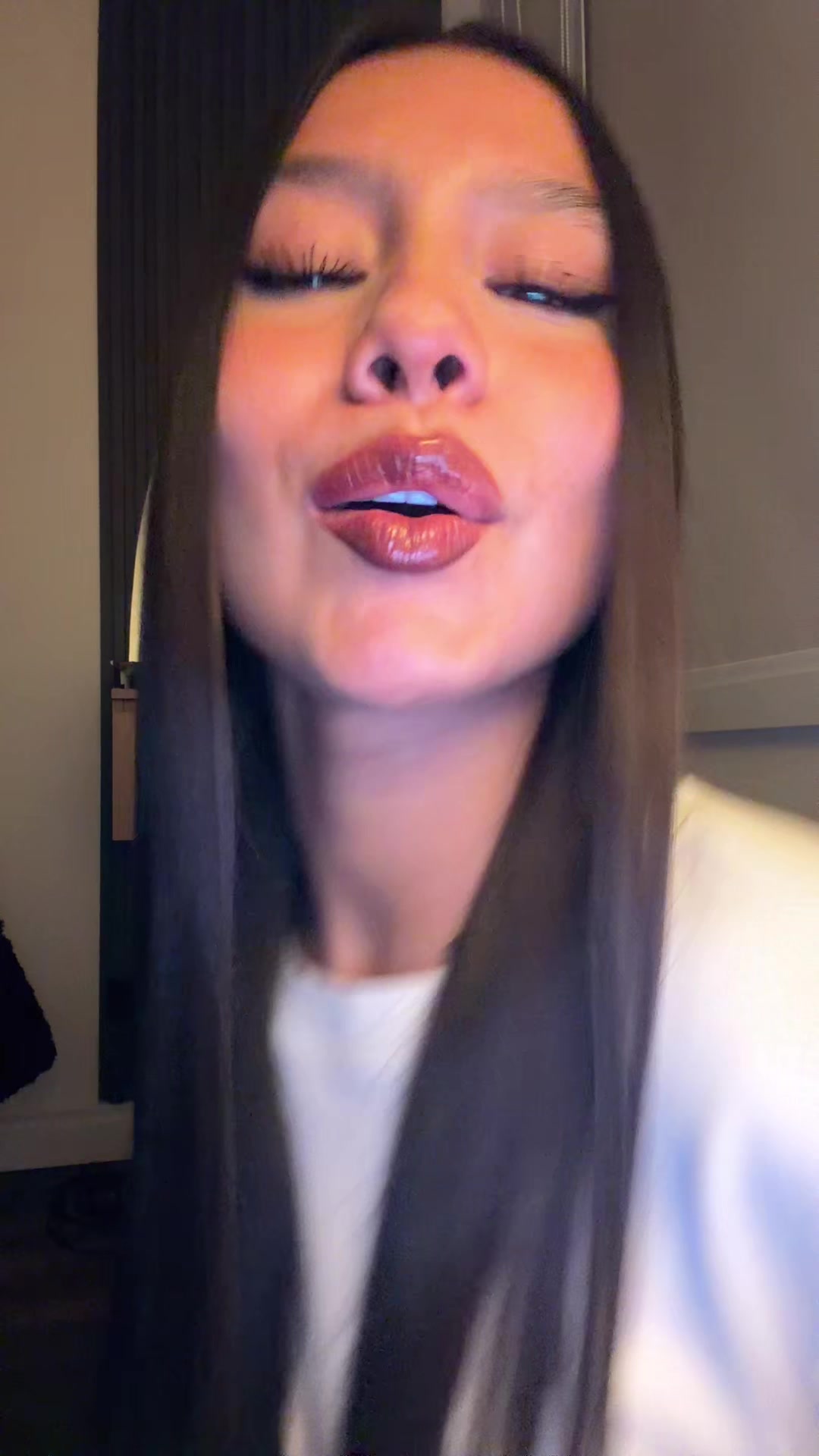 @Valeaarangoo