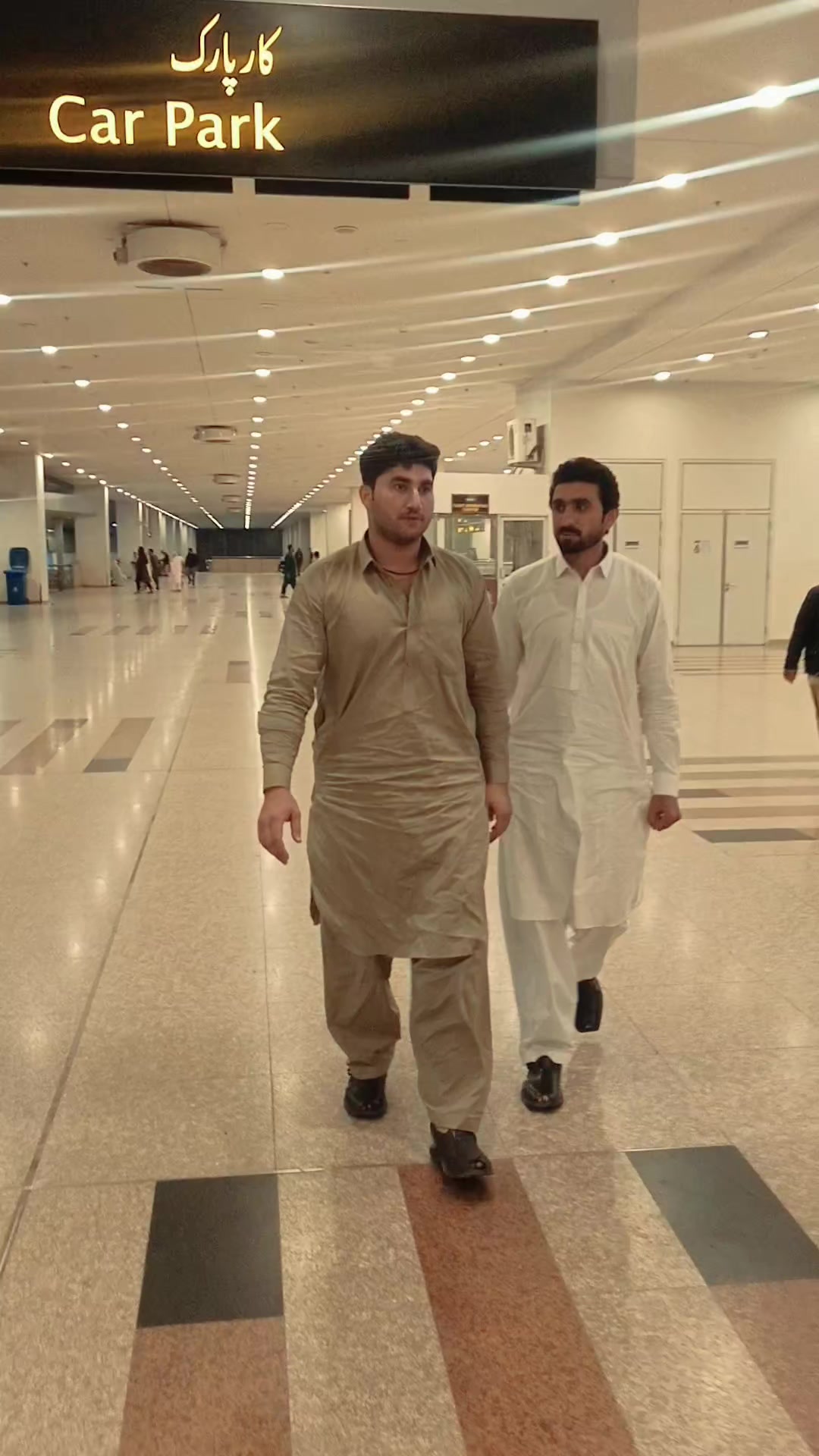 @Mehran Masoom763