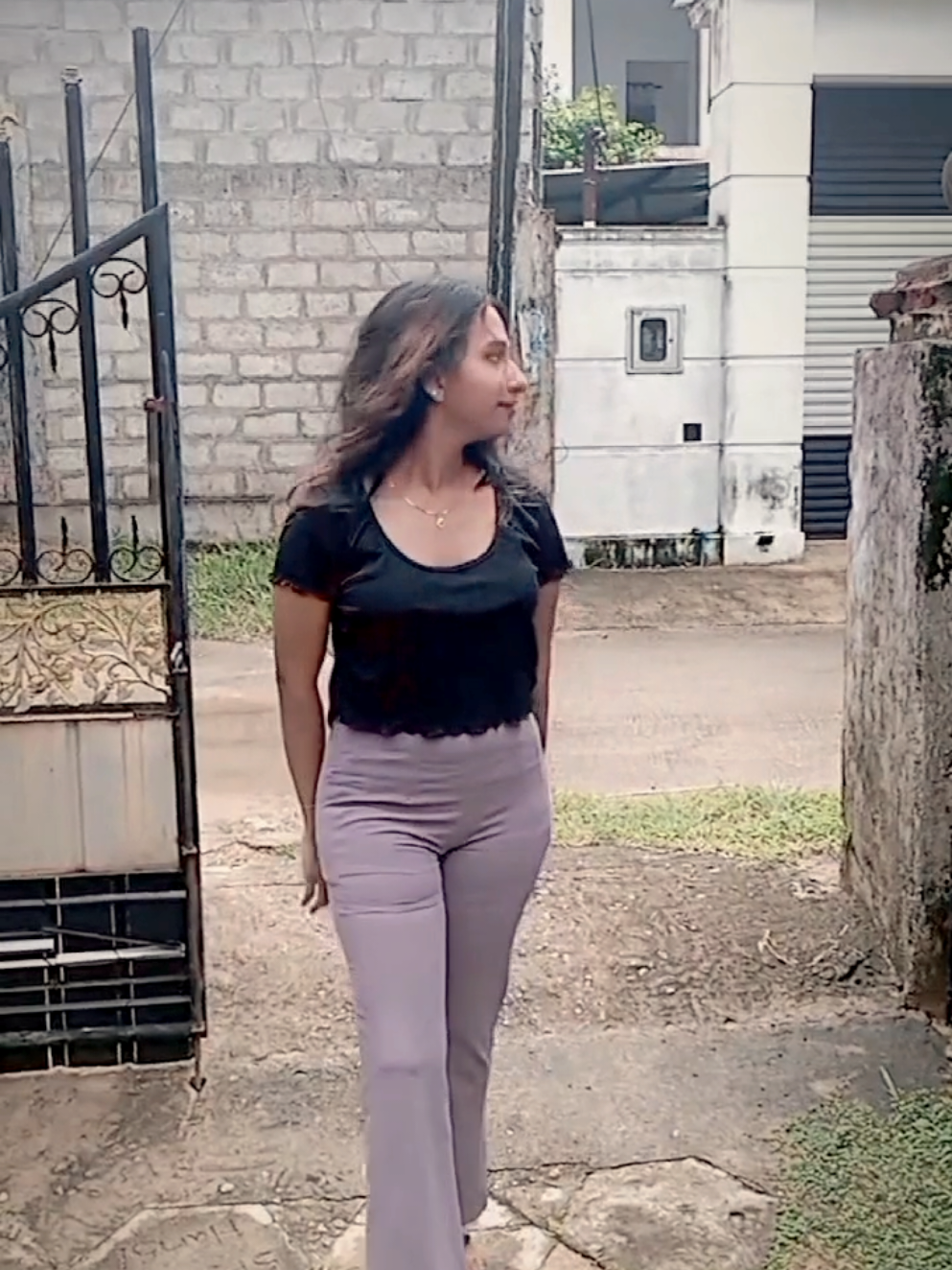 @_Hansi _perera _