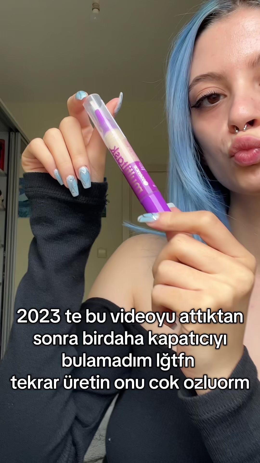 @Esra
