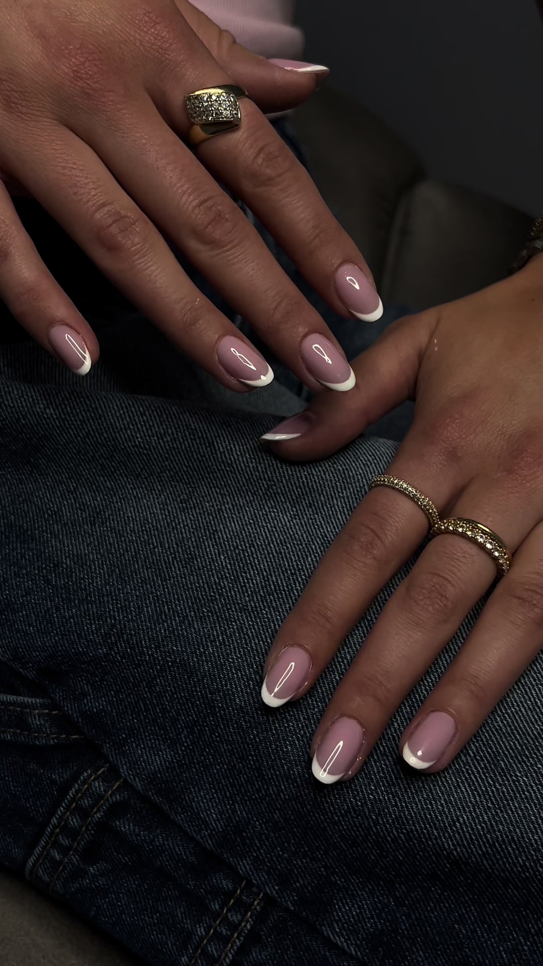@romesa_nails
