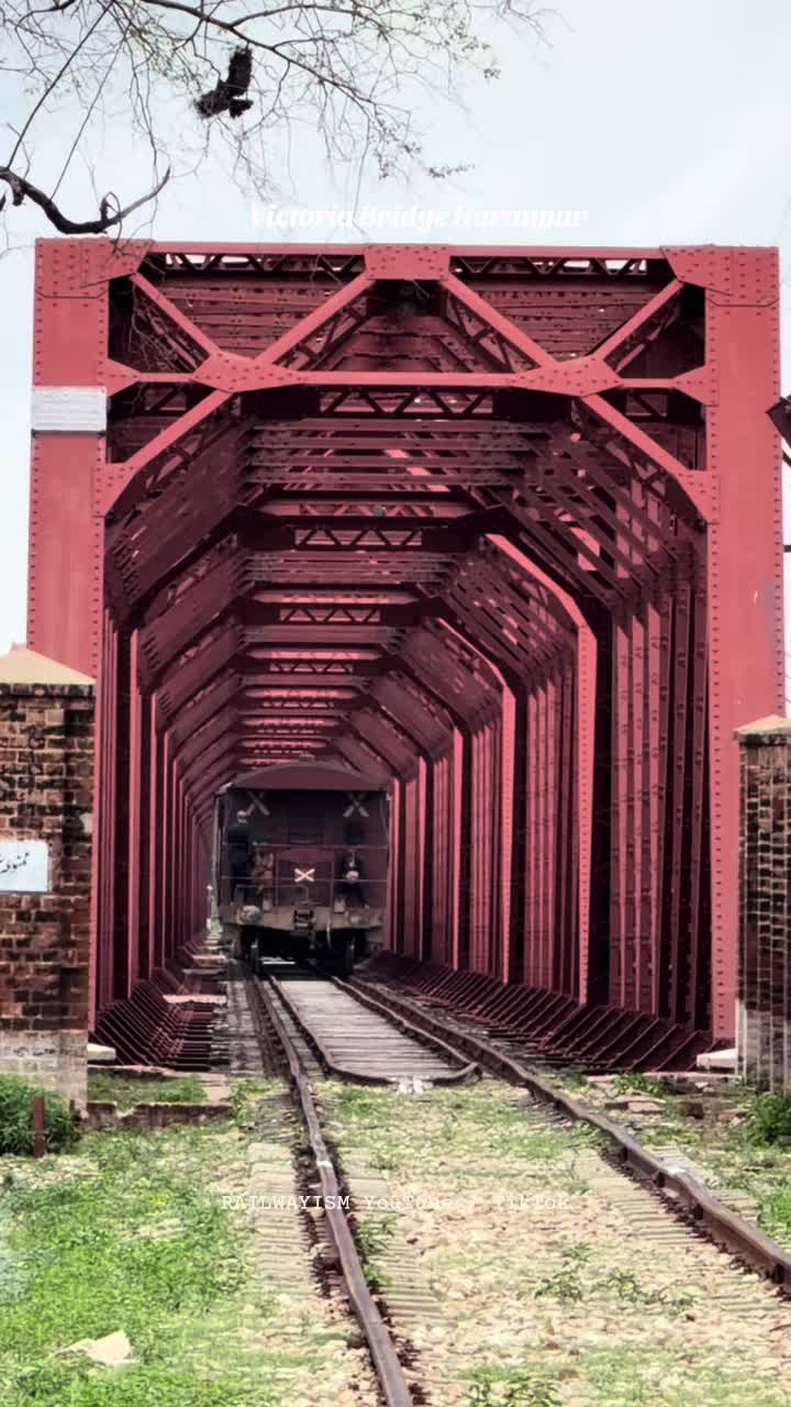 @RAILWAYISM