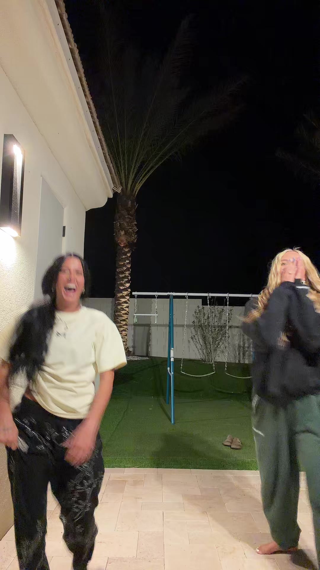 @itsthespacecowgirl