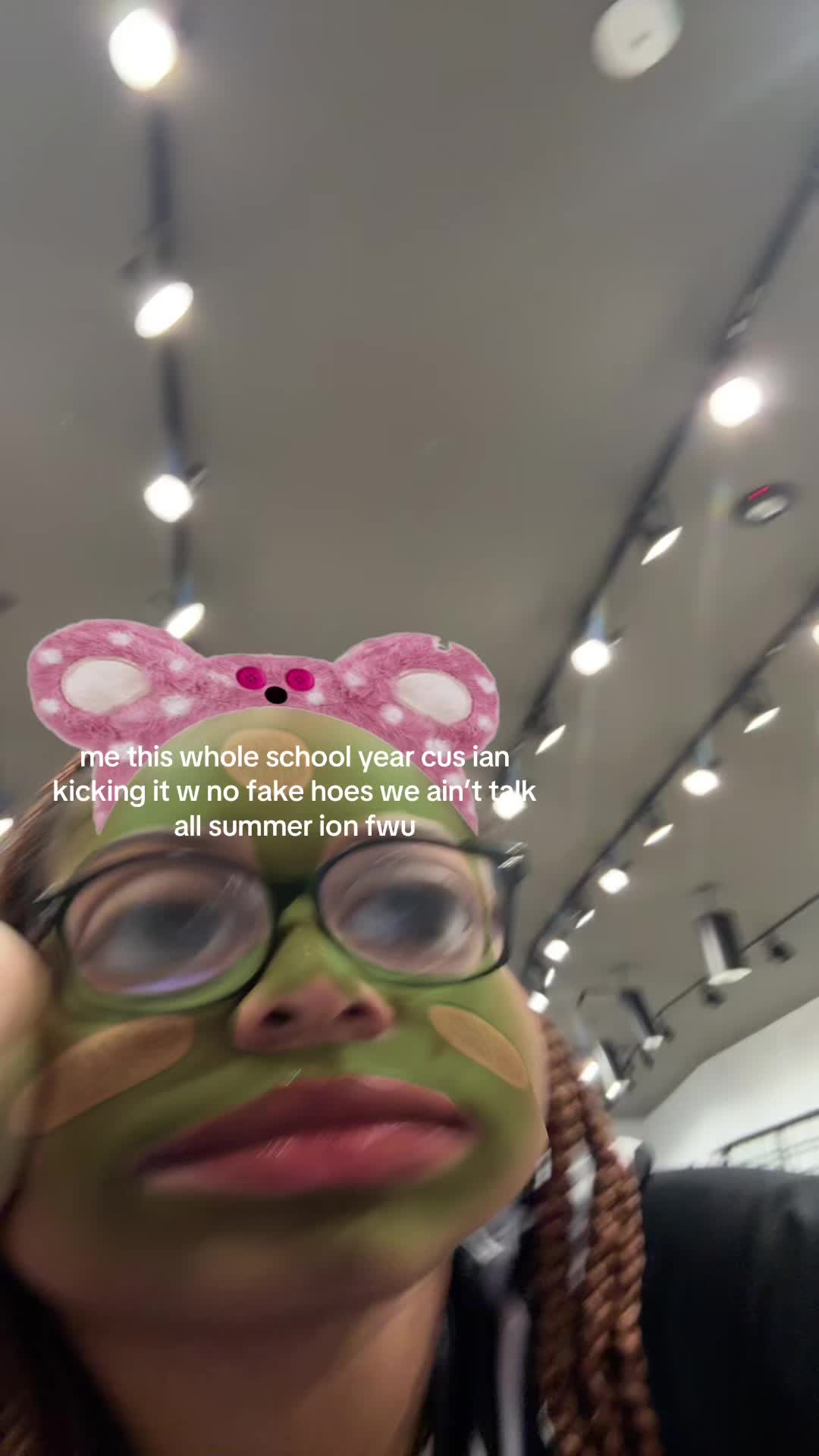 @yourrlocallweirdooo