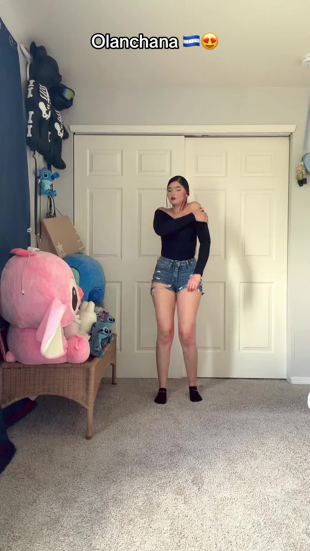 @🫦