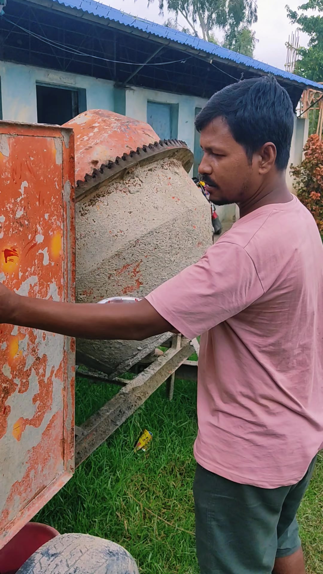 @कन्छा बि क