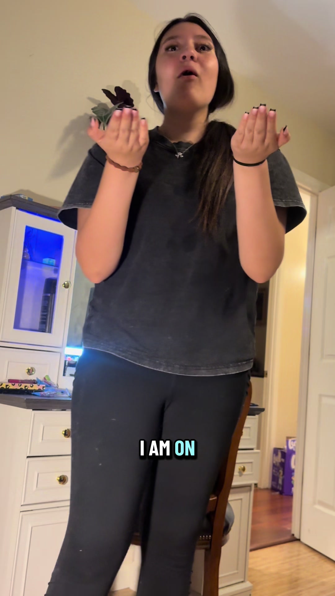 @90sgirlinthe20s