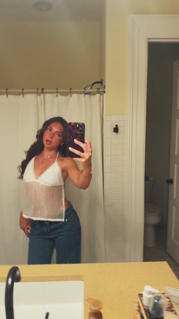 @alliemurdocco