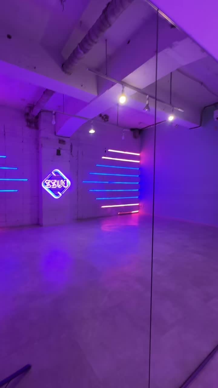 @verasace_