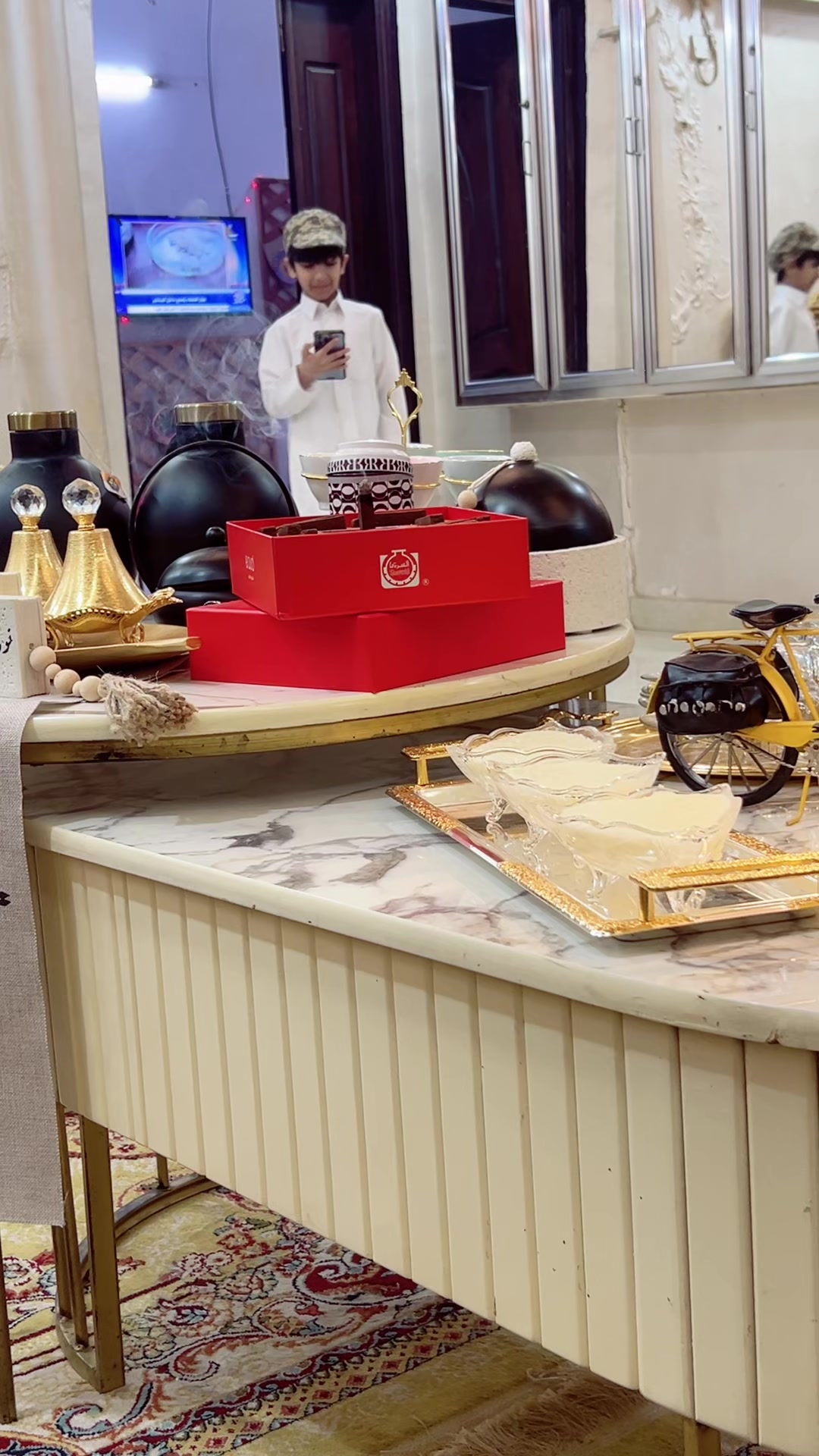 @الأستاذة : مشعا الطفلان