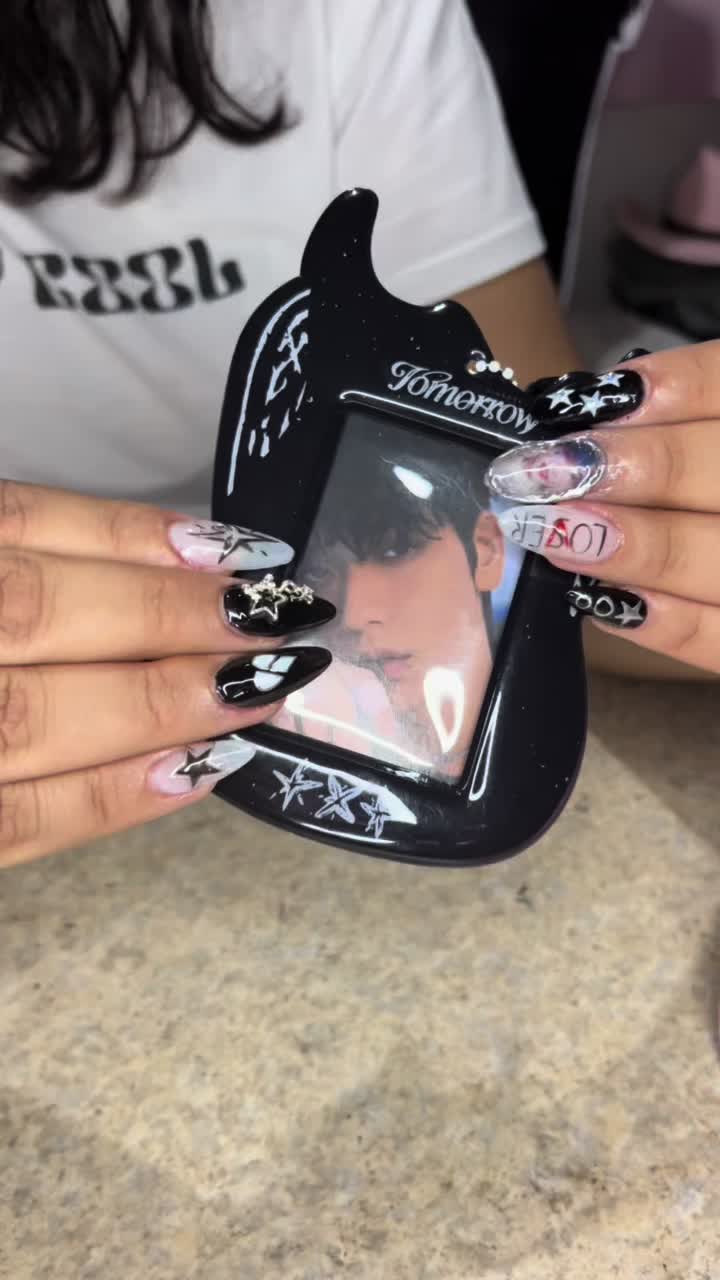 @NeoDery Nails