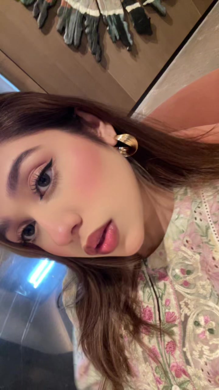 @Sabrina fariha