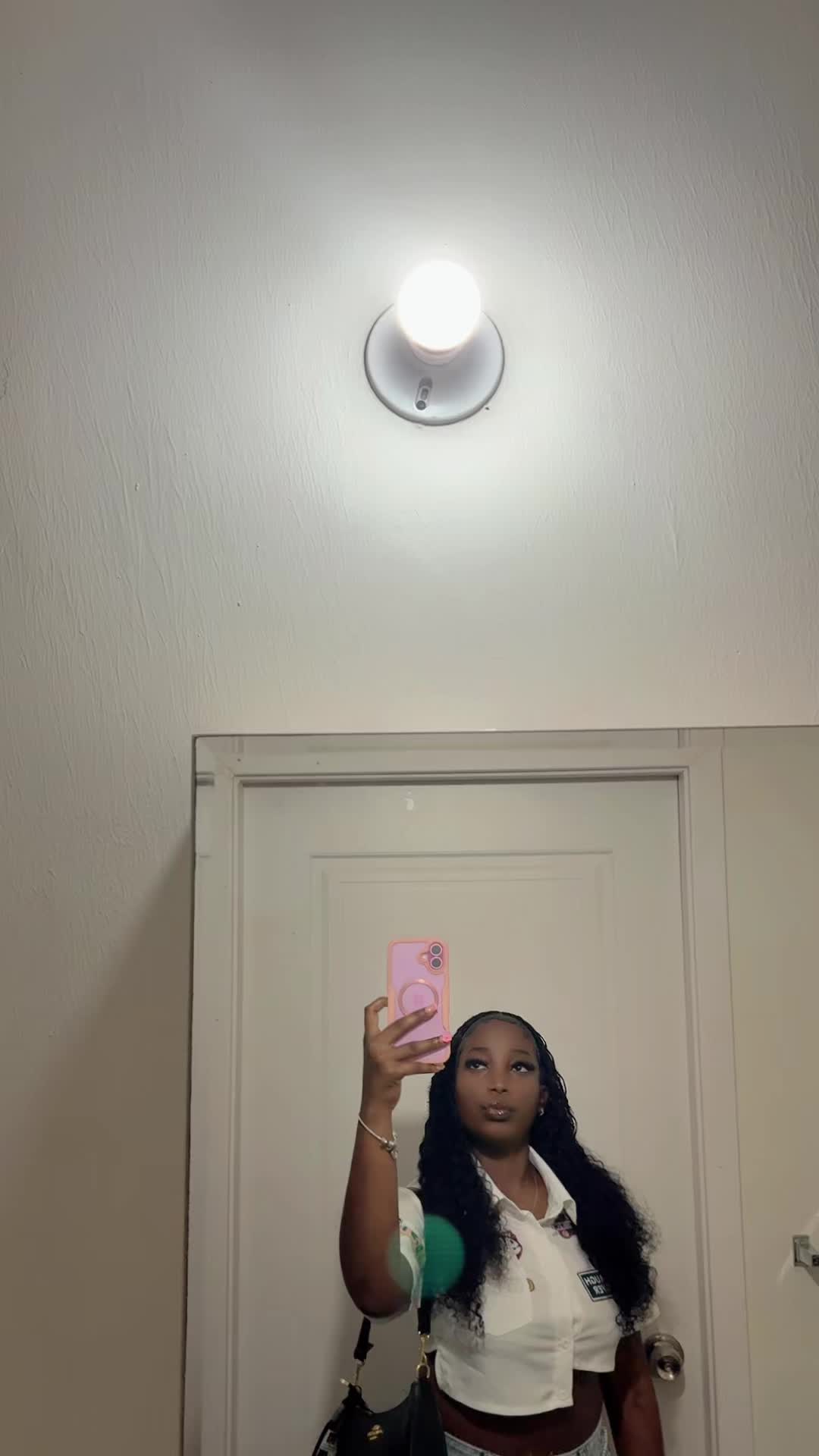 @N&atilde;ę🧸🤍