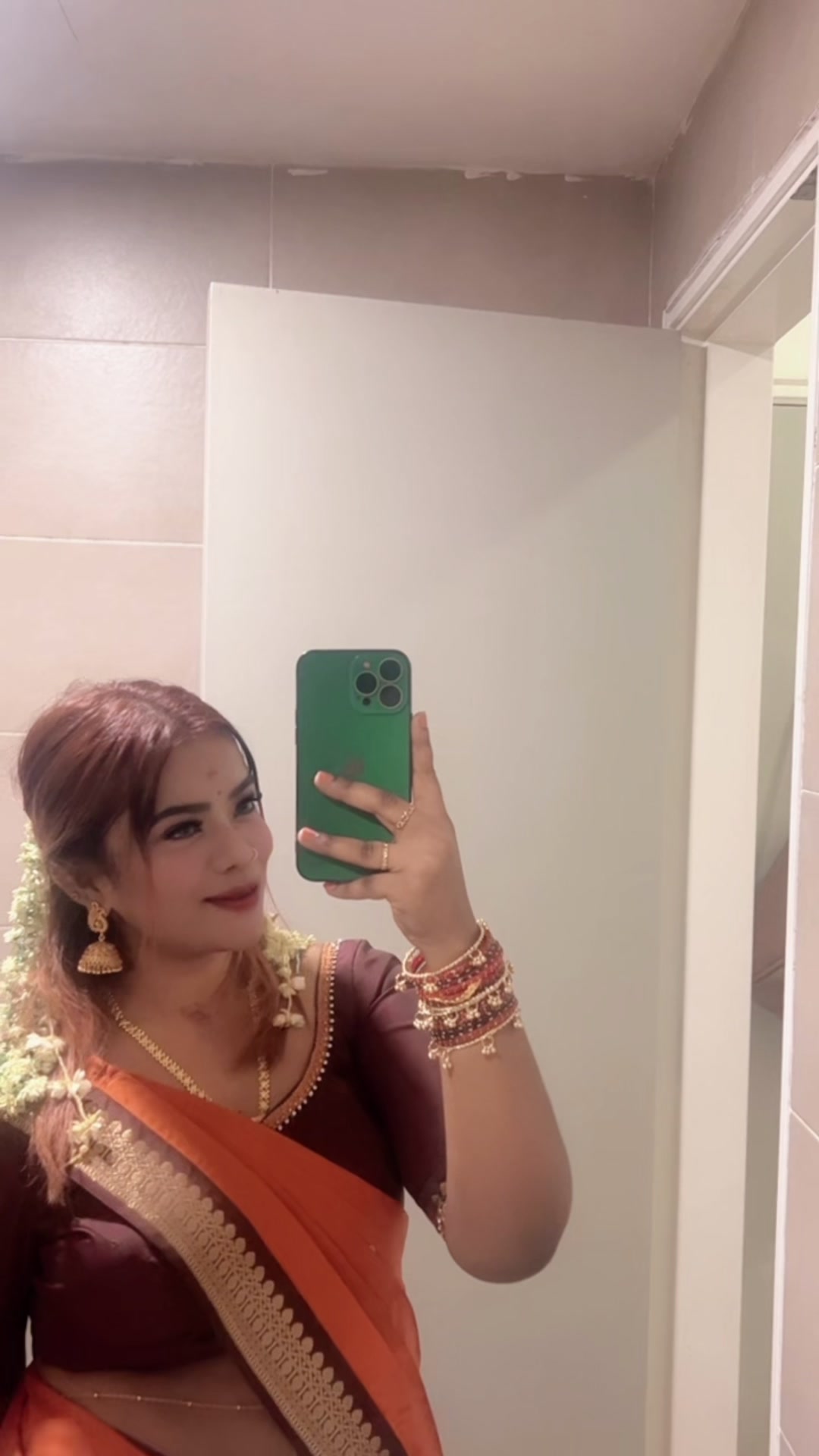 @ishu_selvam 🦦