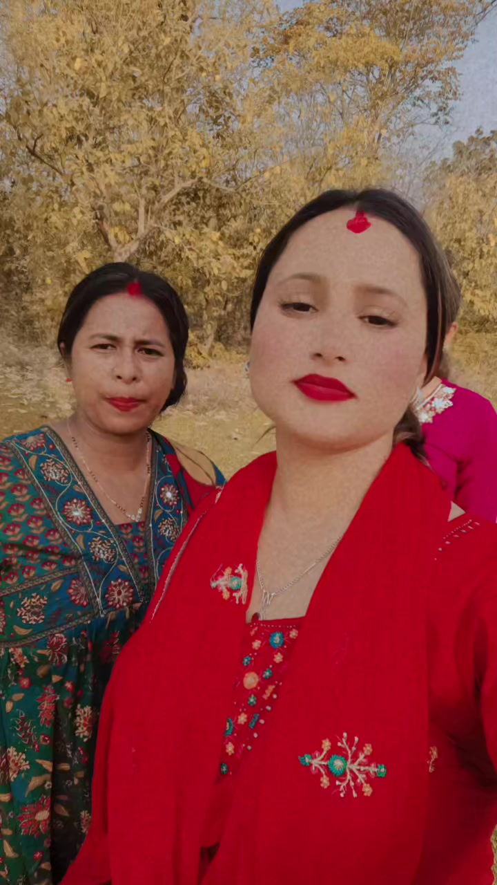 @LuxMee Awasthi