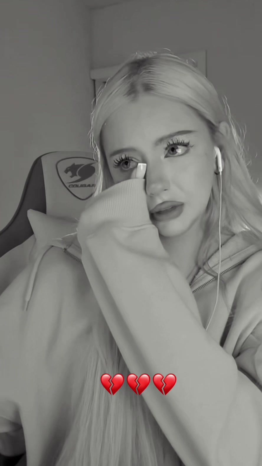 @жануля🇰🇿