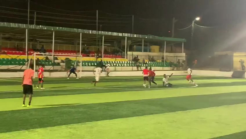 @YakbeeFarms
