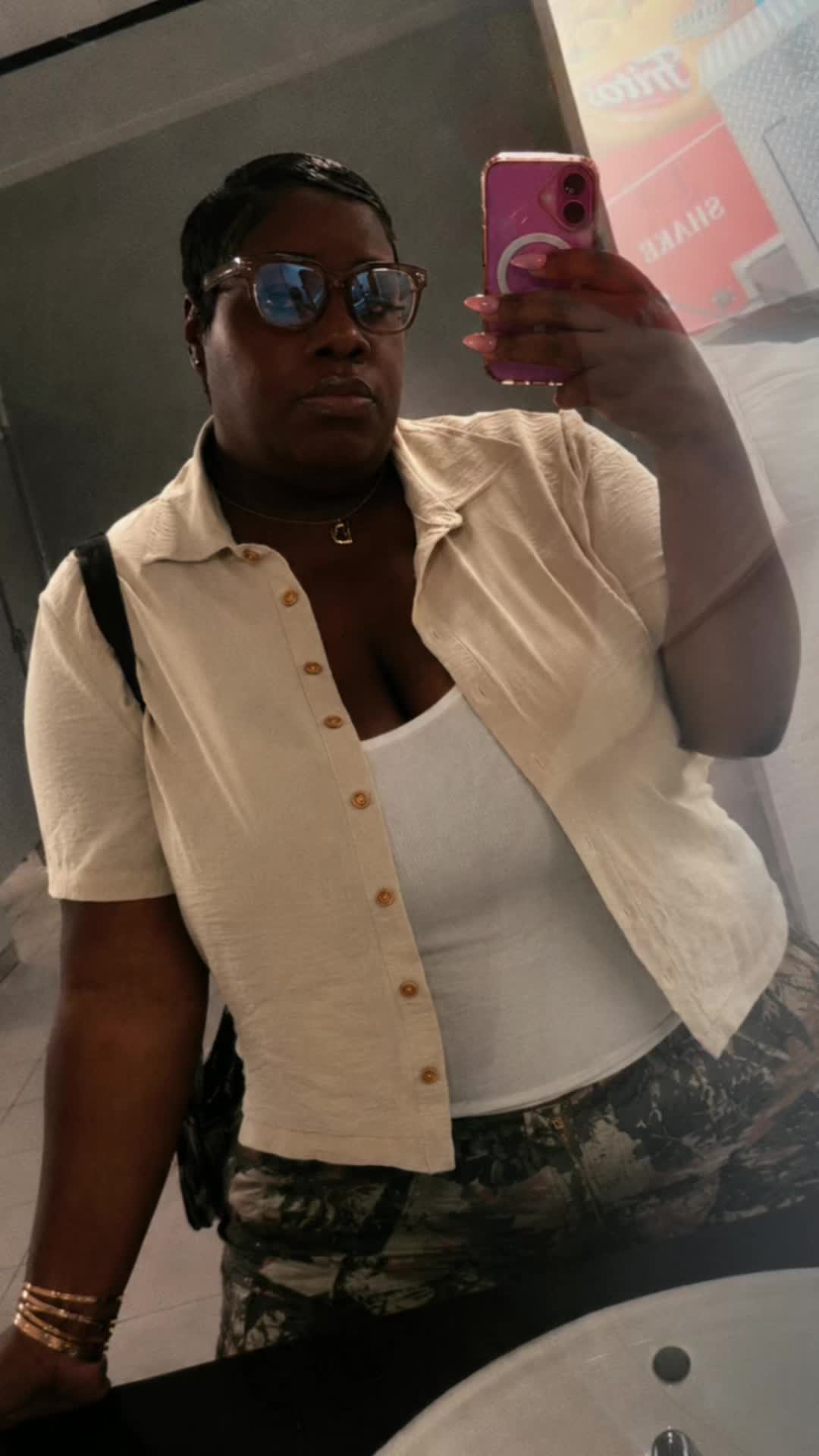 @Deebee