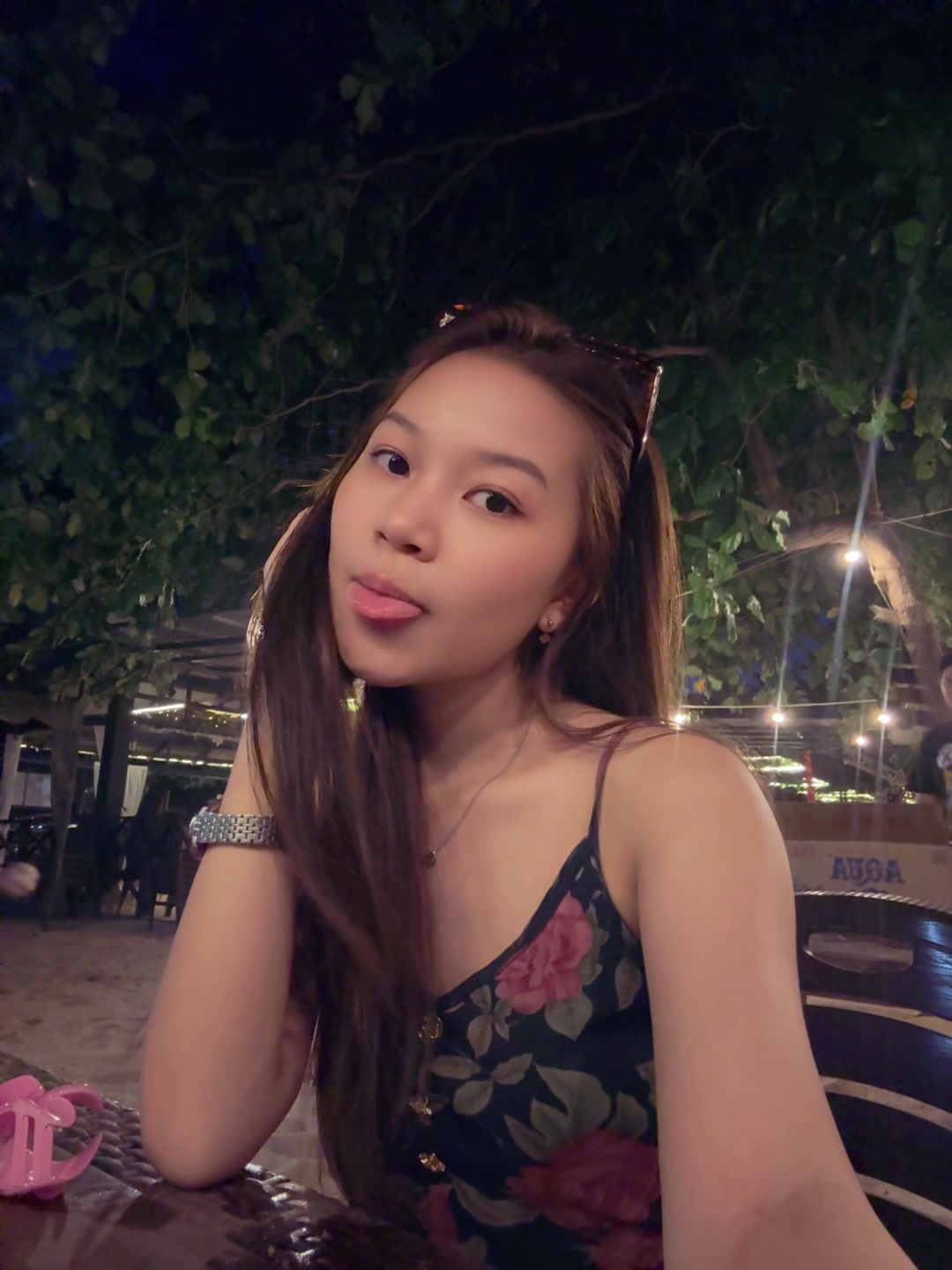 @qinėeey