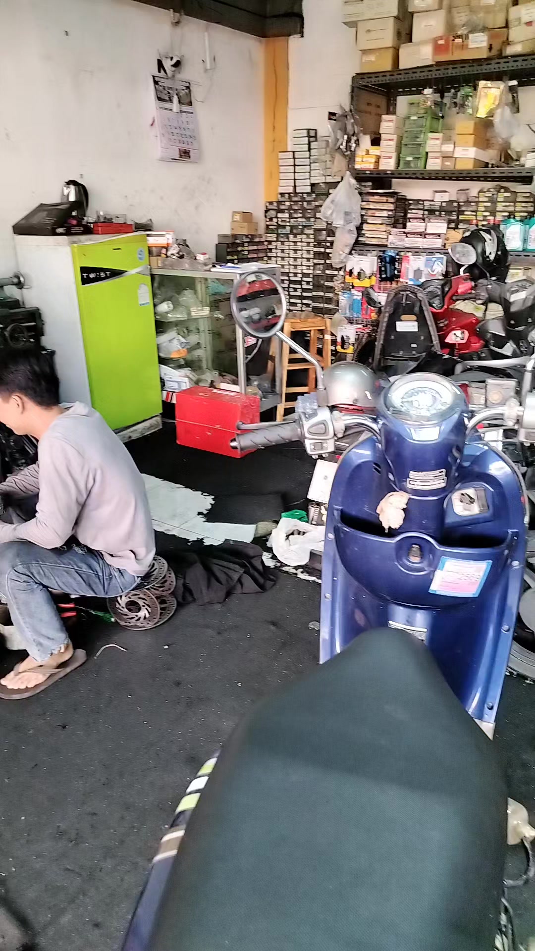 @รักเพื่อชิวิดบ่าวสะหวันนะเขด