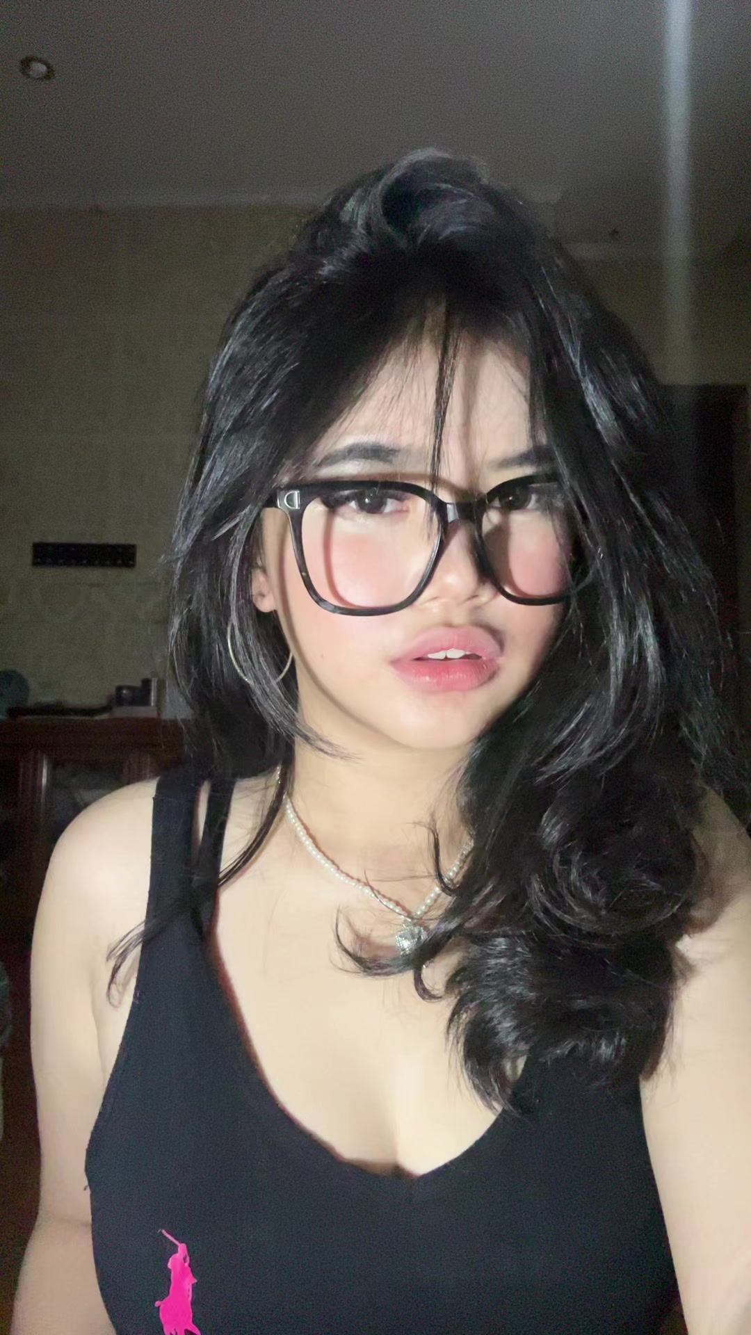 @salila gomez