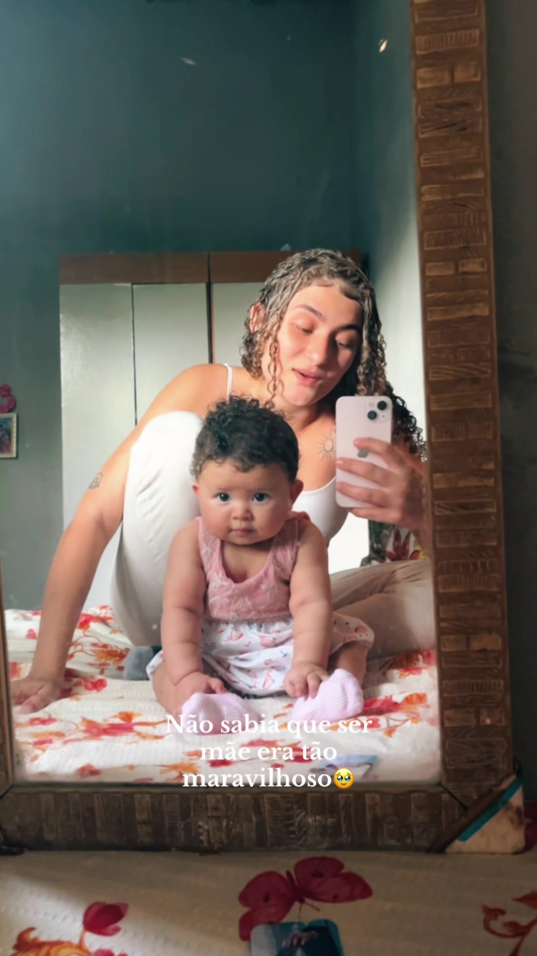 @eujulianasantostrindade_