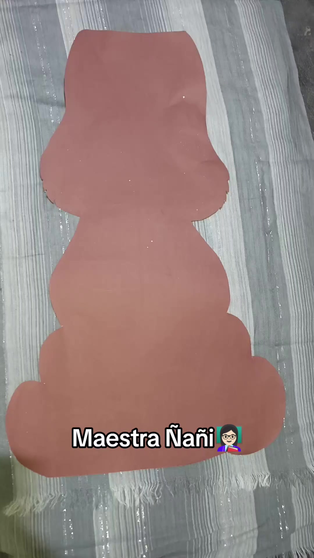 @Maestra &ntilde;a&ntilde;i👩🏻&zwj;🏫