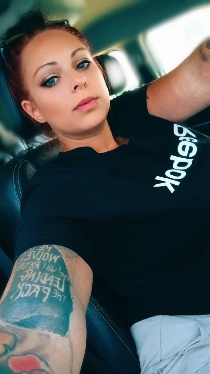 @Courtney🖤🩶🤍