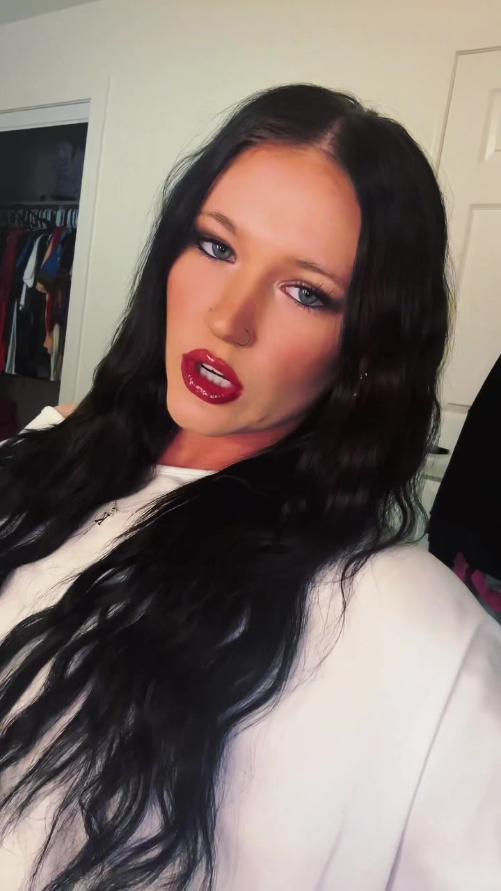 @KyleyCochran💋🎱🌻