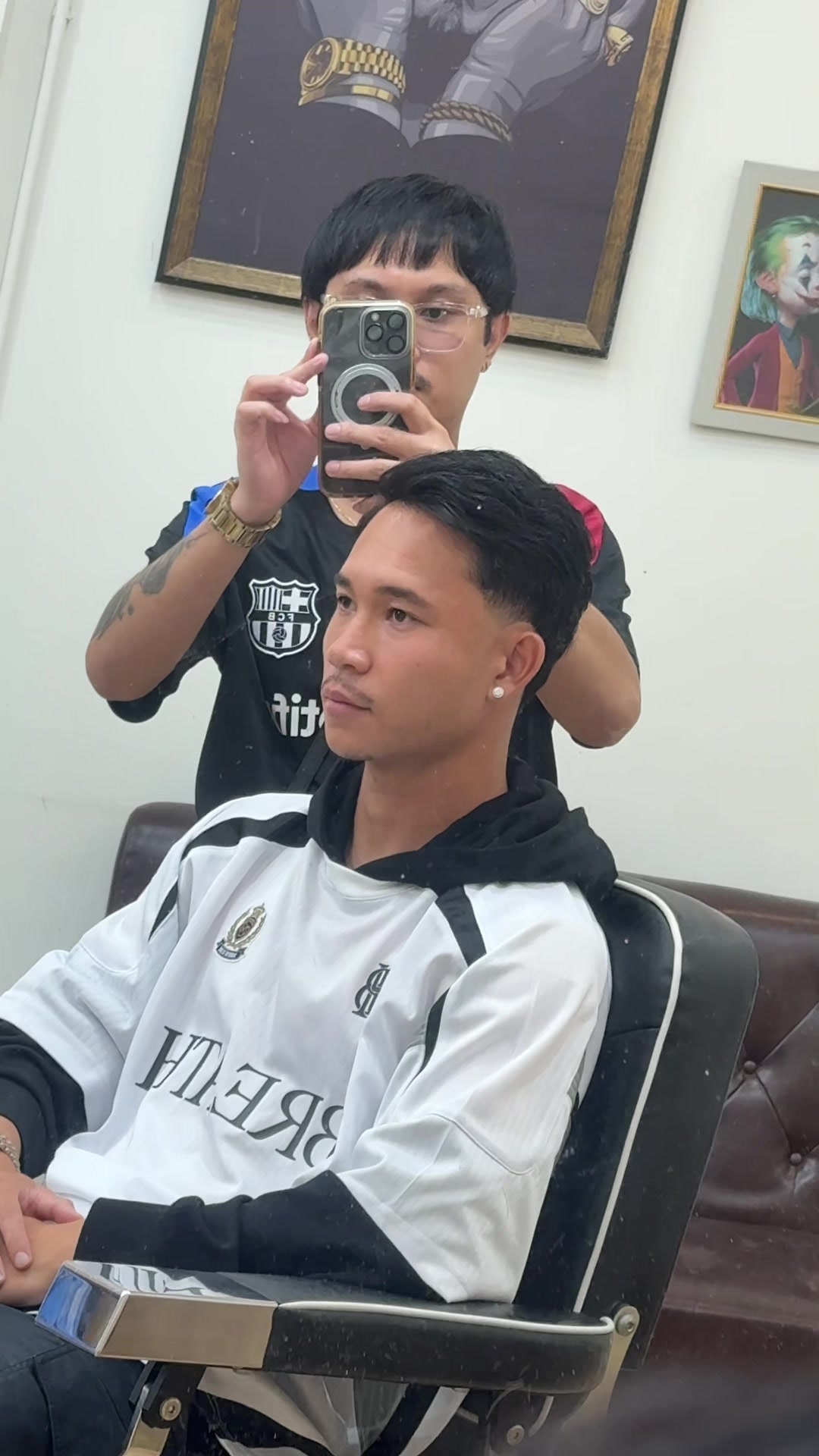 @Lilmaxz ⚽️✂️ Barber bangkok