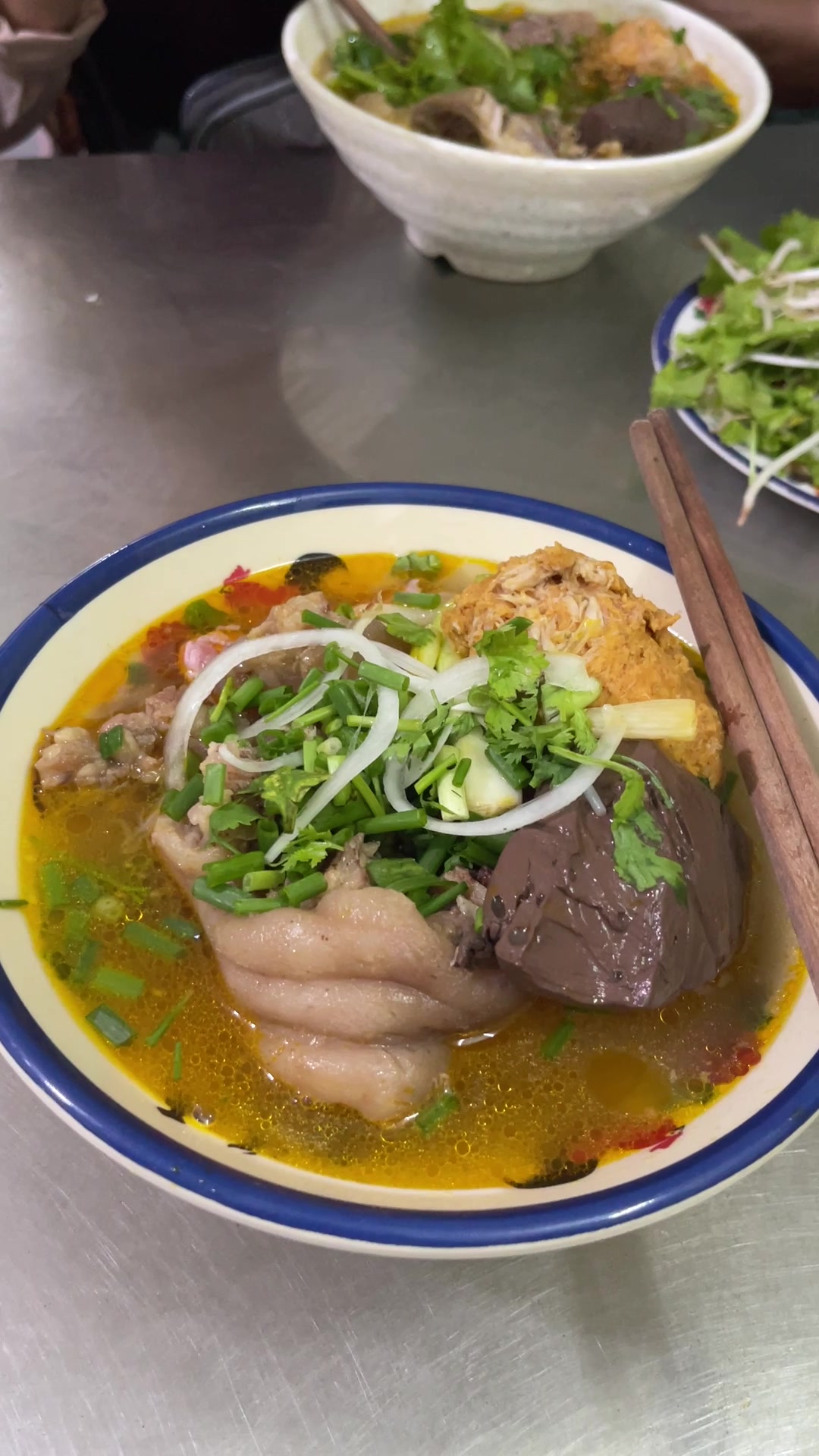 @Tuấn tour địa chỉ đỏ QT