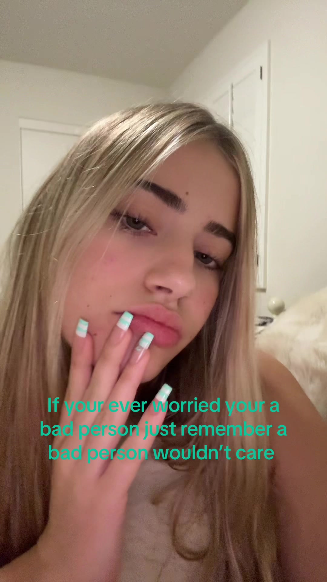@vickyoffishal