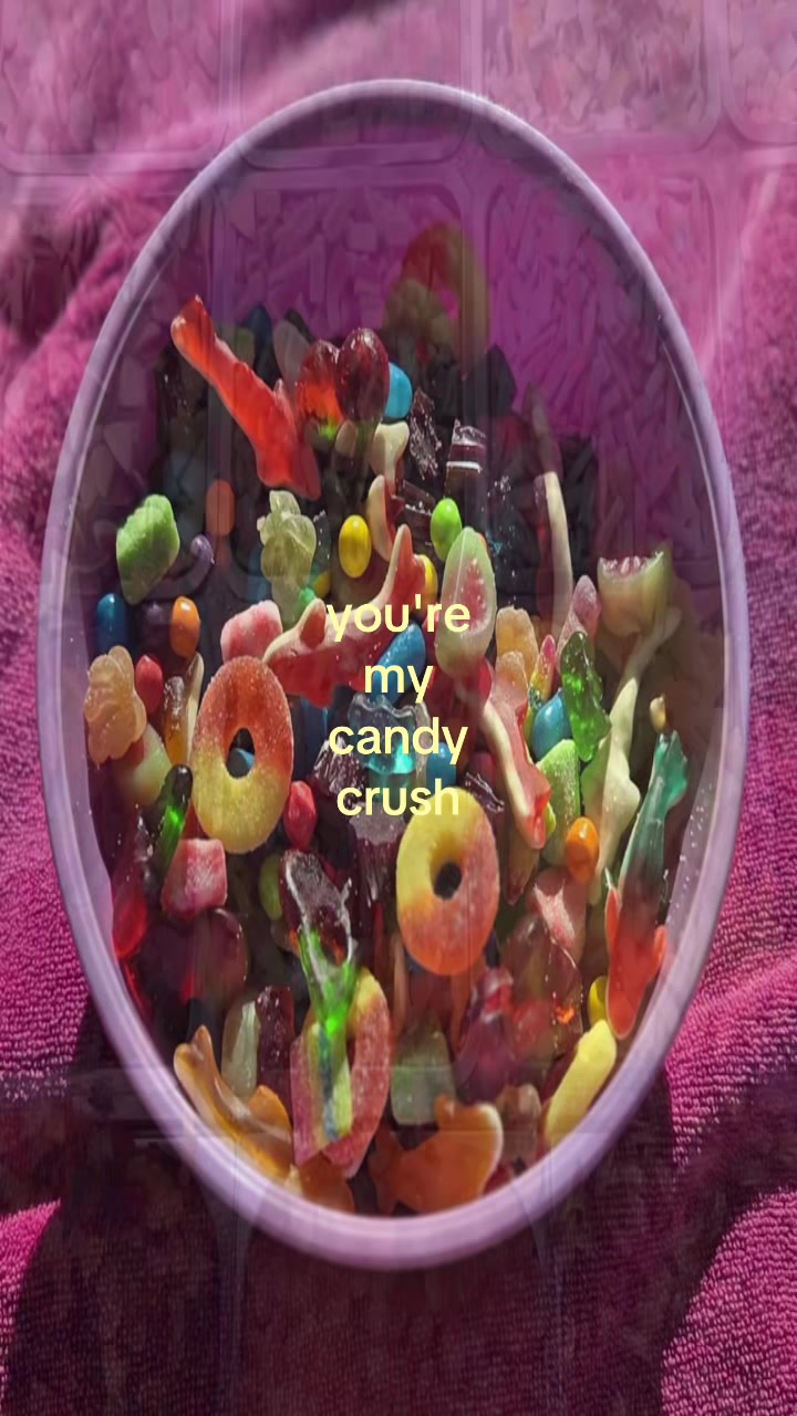 @^,..,^