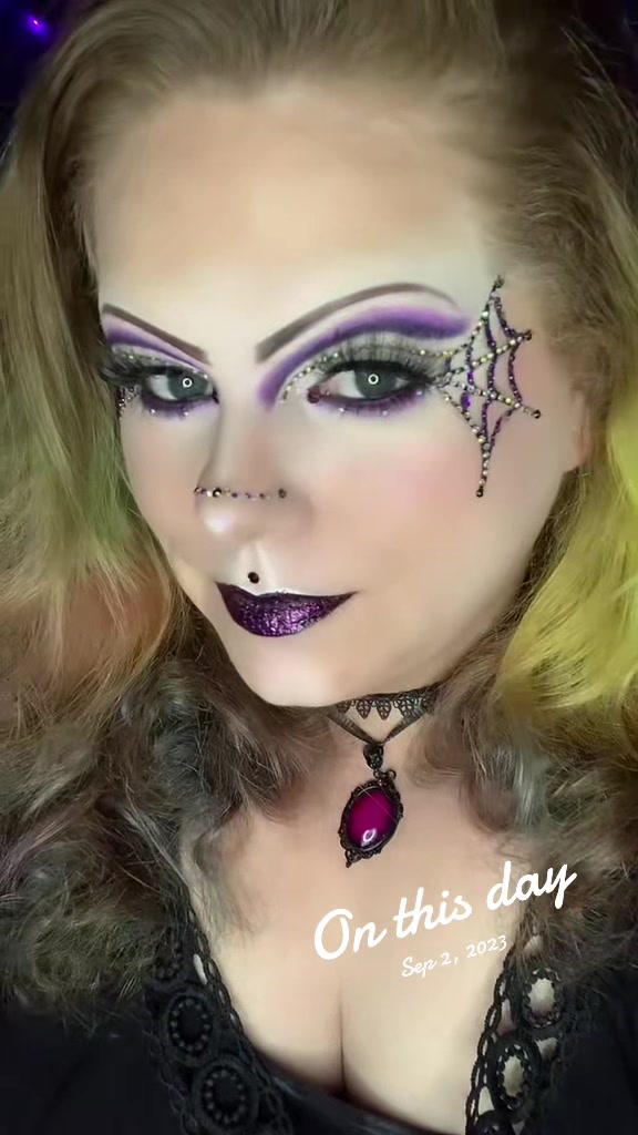 @Over40makeuptok