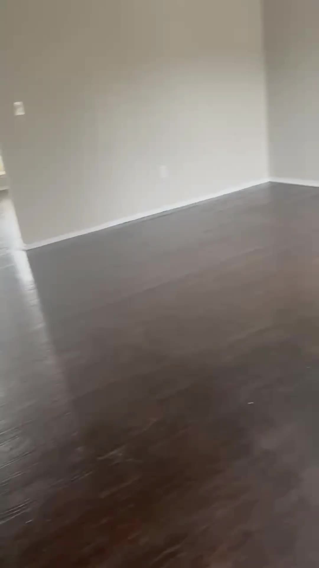 @lizzysayssold🤍🏠